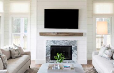 Custom living room by Sineath Construction