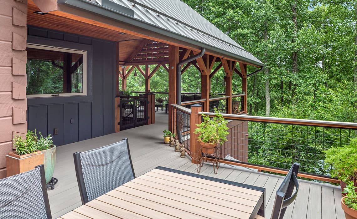 cabin-porch-table